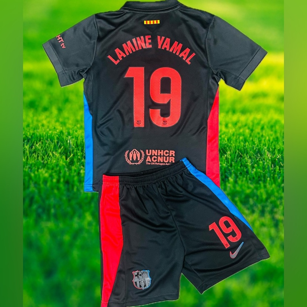 YOUTH Lamine Yamal #19 Nike Soccer Jersey Kids Kit Jersey + Shorts (LARGE)